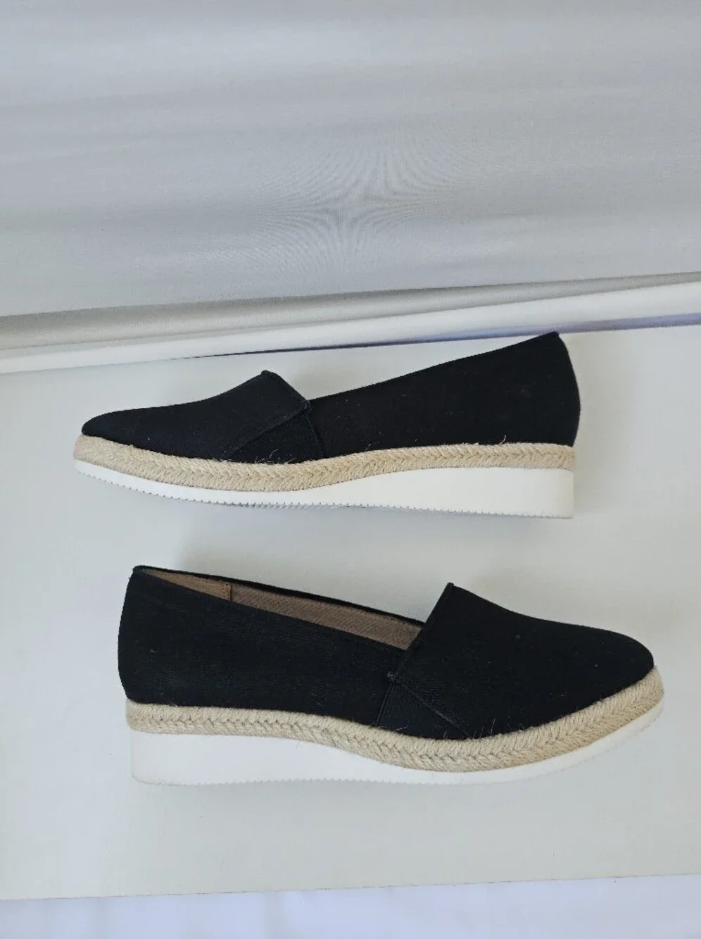 NWOT LifeStride Black Canvas Espadrille Platform Wedges - Size 8